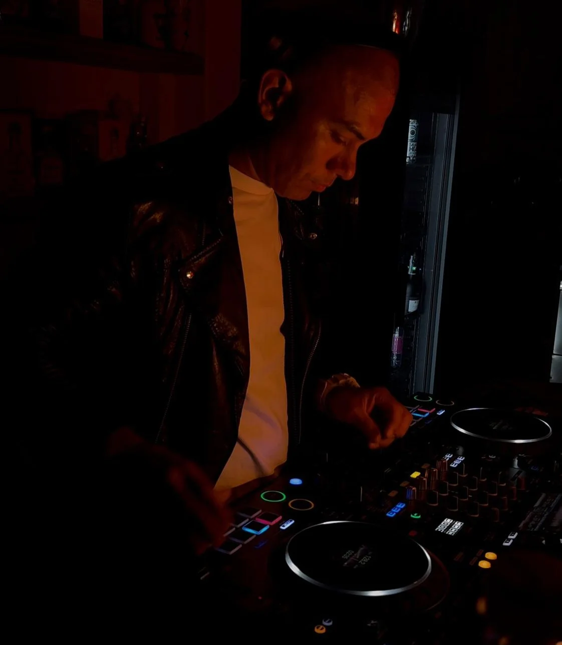 night life dj
